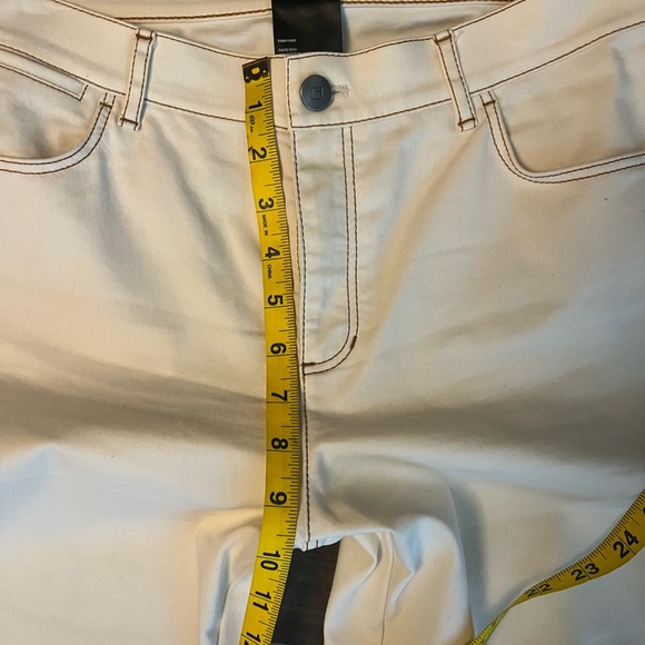 Lafayette 148 NY Bootcut High Rise Stretch Jeans SZ 8 - Picture 9 of 10